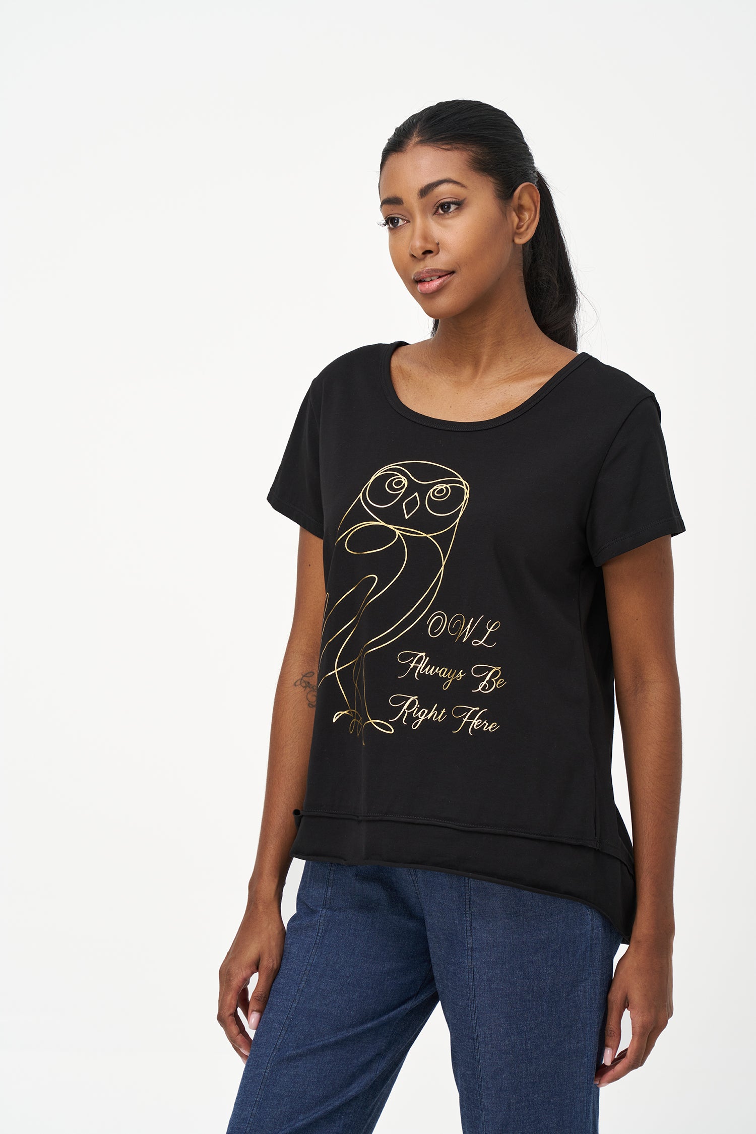 Black short sleeve top with gold owl graphic and 'Always Be Right Here' quote.